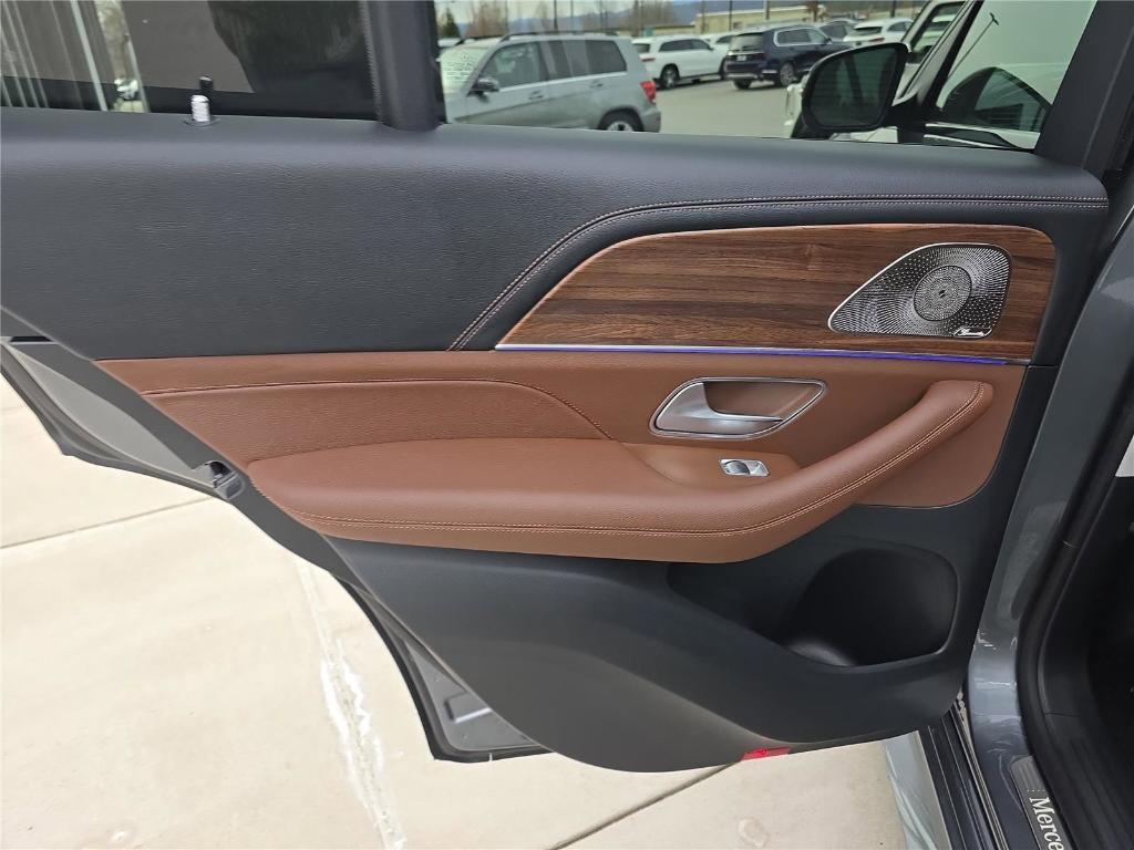 new 2026 Mercedes-Benz GLE 450 car, priced at $81,395