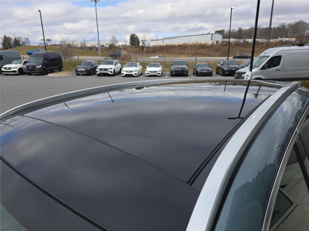 new 2026 Mercedes-Benz GLC 300 car, priced at $63,400