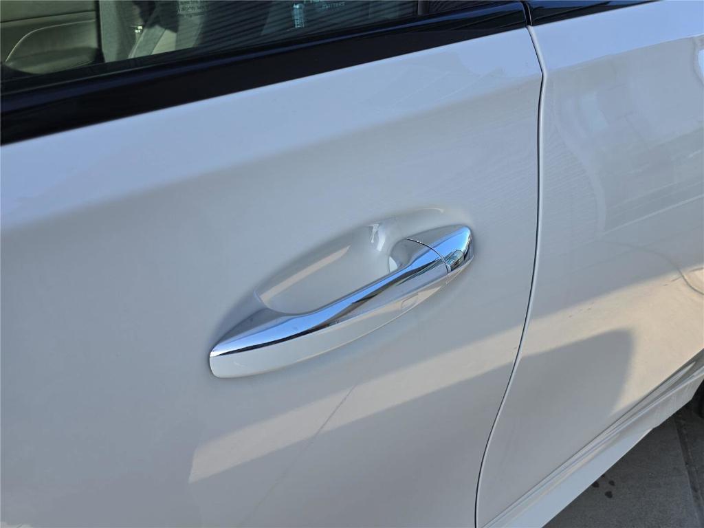 new 2026 Mercedes-Benz AMG GLE 53 car, priced at $105,945