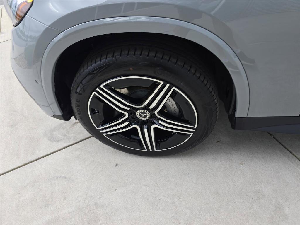 new 2026 Mercedes-Benz GLC 300 car, priced at $64,265