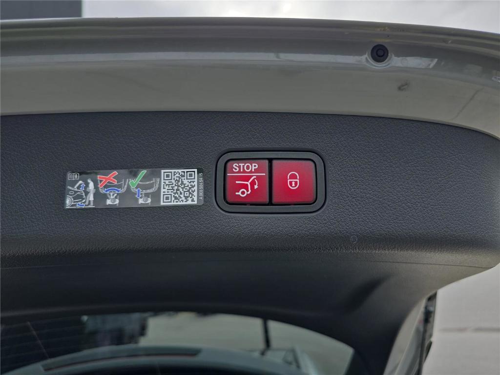 new 2026 Mercedes-Benz GLC 300 car, priced at $64,265