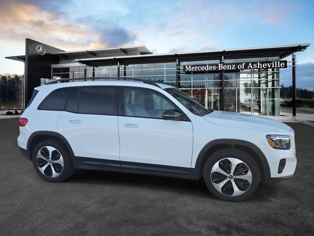 used 2025 Mercedes-Benz GLB 250 car, priced at $47,990