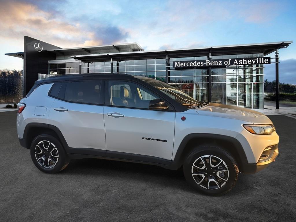 used 2024 Jeep Compass car, priced at $20,990