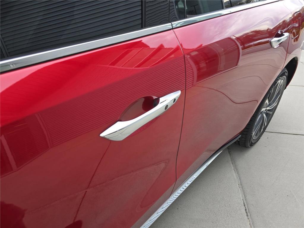 used 2019 Acura MDX car, priced at $24,437