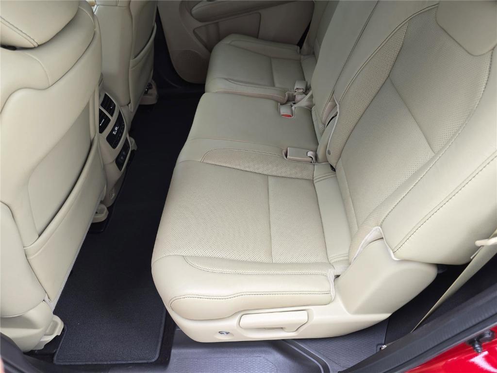 used 2019 Acura MDX car, priced at $24,437