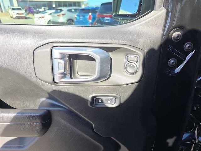 used 2022 Jeep Wrangler Unlimited car, priced at $36,937