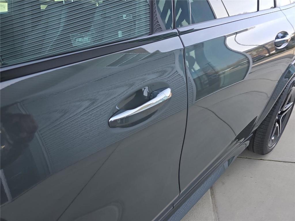 new 2026 Mercedes-Benz GLS 450 car, priced at $97,100