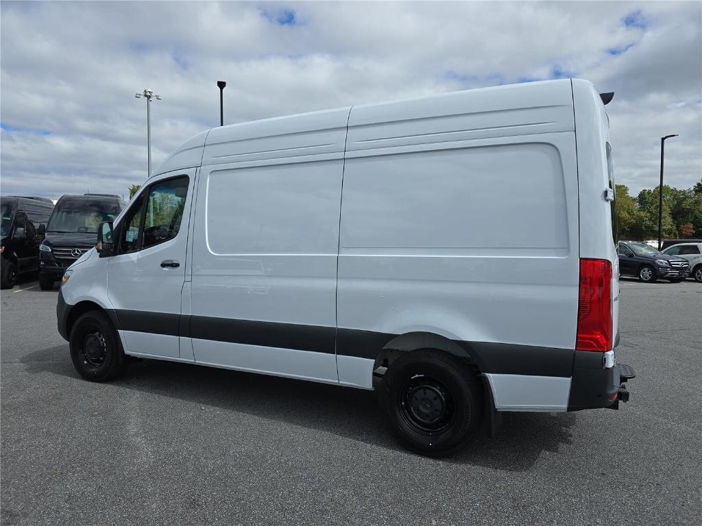 new 2026 Mercedes-Benz Sprinter 2500 car, priced at $70,486