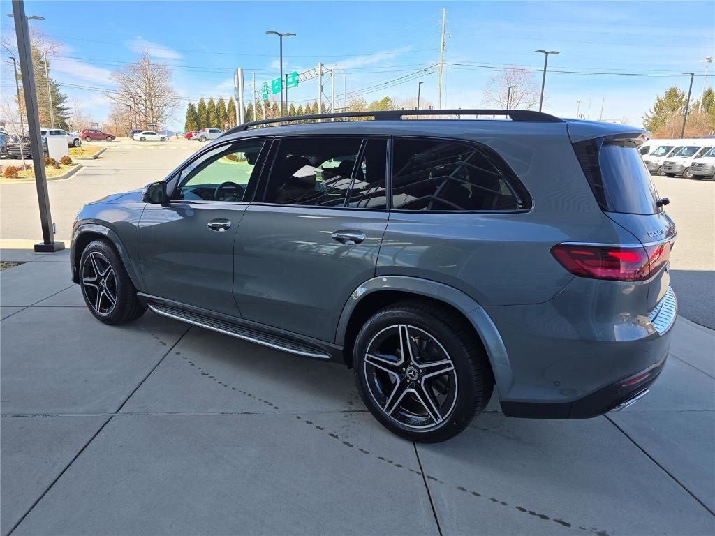 new 2026 Mercedes-Benz GLS 450 car, priced at $101,075