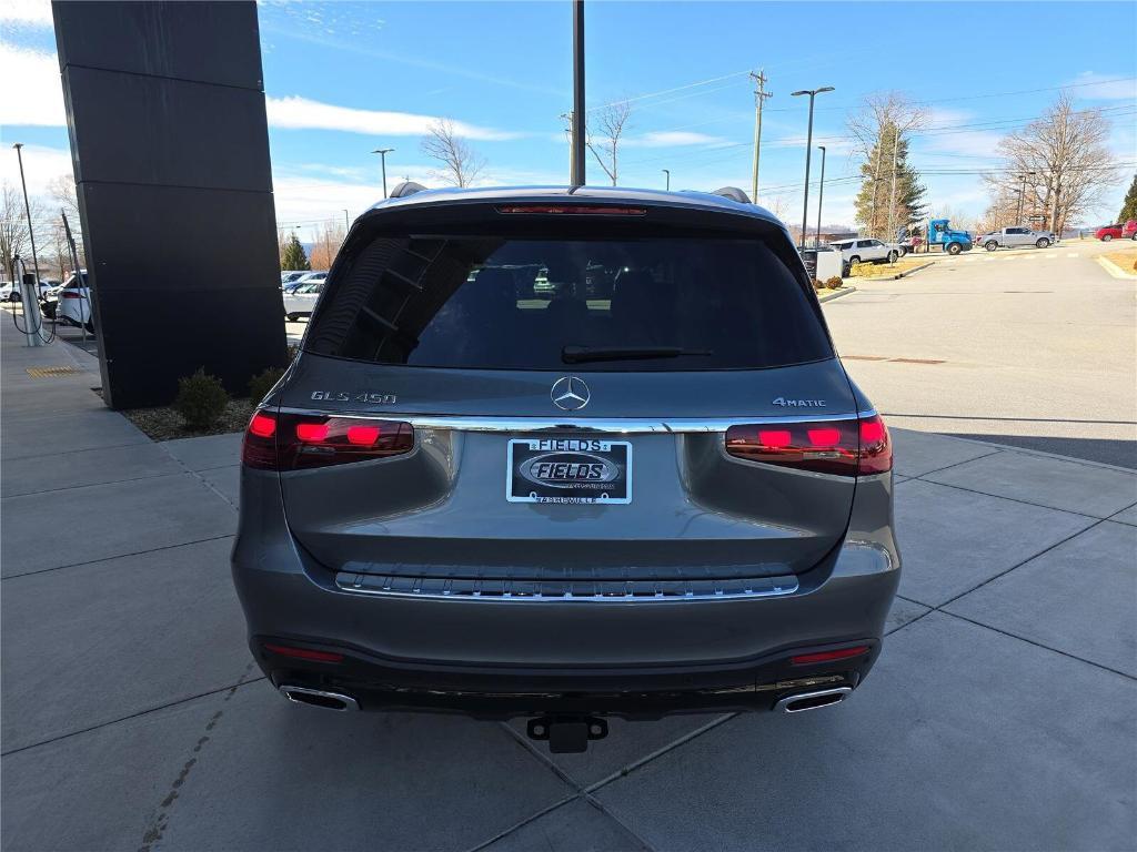 new 2026 Mercedes-Benz GLS 450 car, priced at $101,075