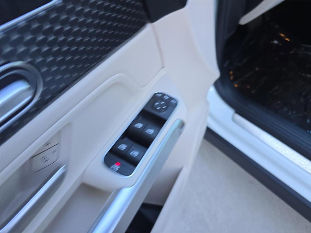 used 2026 Mercedes-Benz GLB 250 car, priced at $46,990