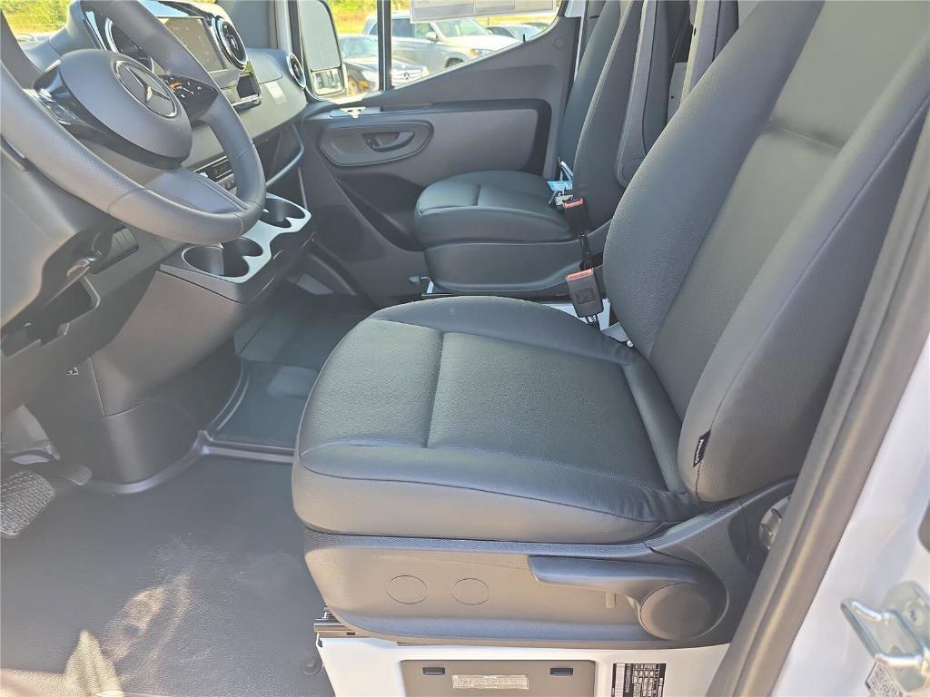 new 2025 Mercedes-Benz Sprinter 2500 car, priced at $62,208