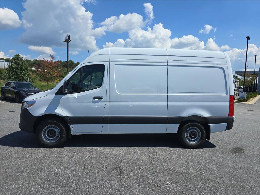 new 2025 Mercedes-Benz Sprinter 2500 car, priced at $62,208