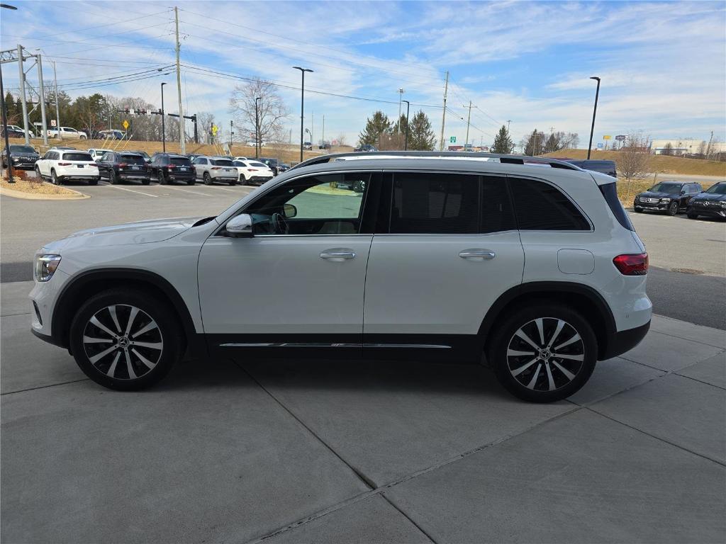 used 2022 Mercedes-Benz GLB 250 car, priced at $31,990