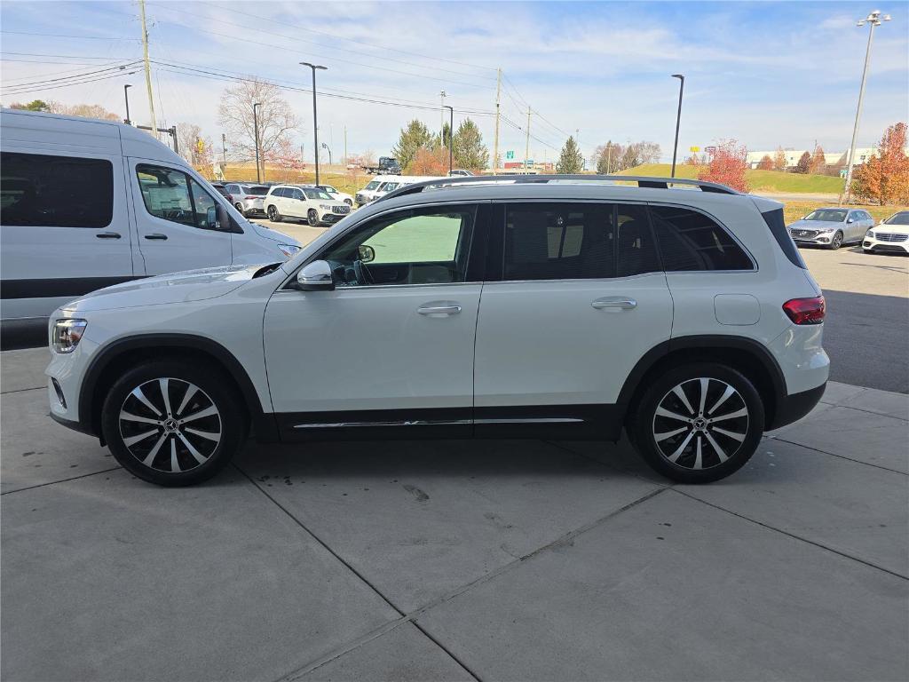 used 2022 Mercedes-Benz GLB 250 car, priced at $27,625