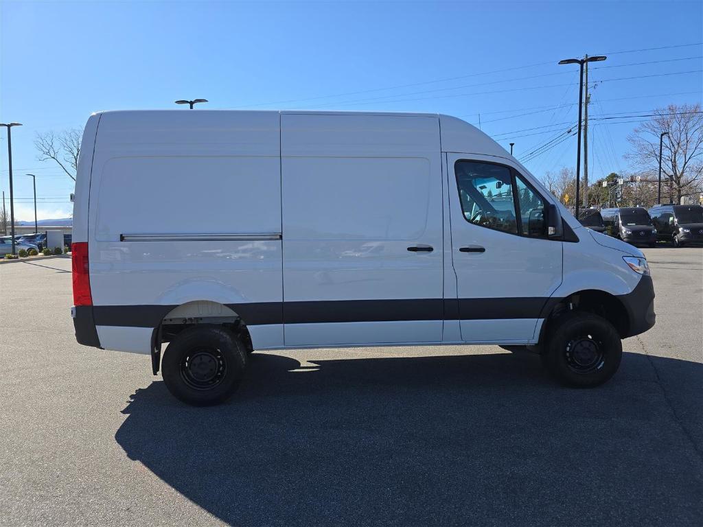 new 2025 Mercedes-Benz Sprinter 2500 car, priced at $69,289