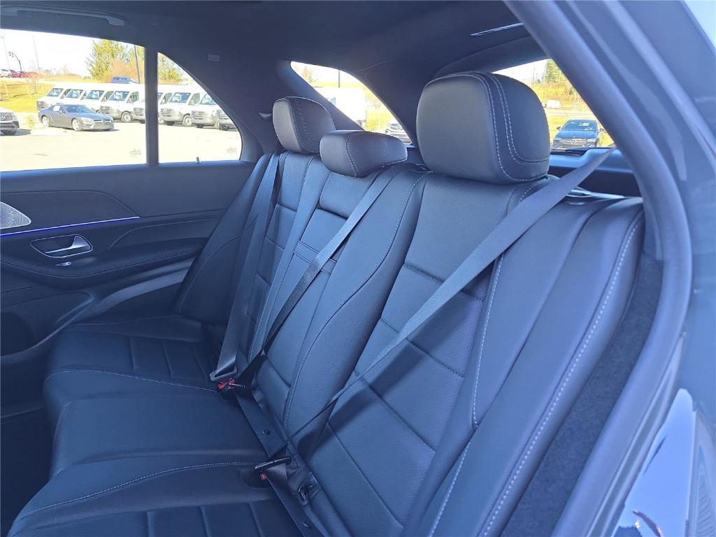 new 2026 Mercedes-Benz GLE 450 car