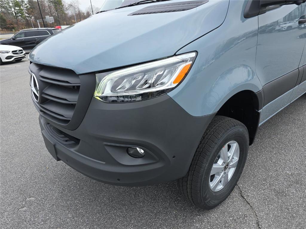 new 2026 Mercedes-Benz Sprinter 2500 car, priced at $80,575