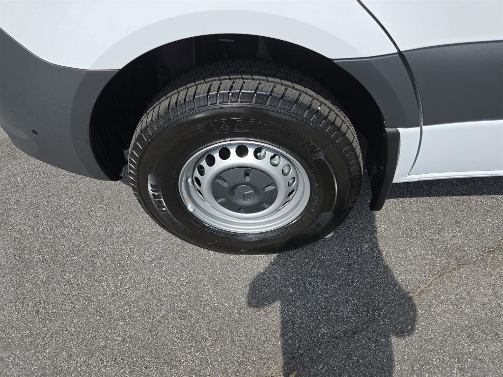 new 2025 Mercedes-Benz Sprinter 2500 car, priced at $66,011