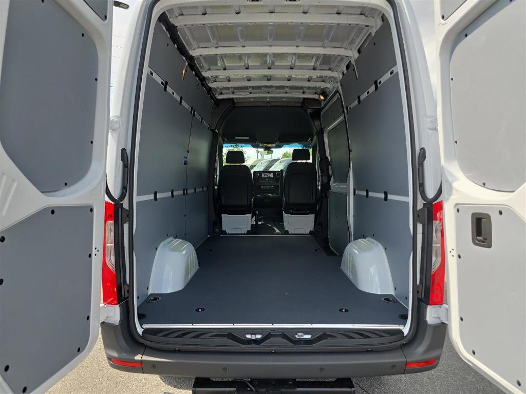 new 2025 Mercedes-Benz Sprinter 2500 car, priced at $66,011