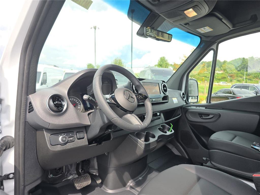 new 2025 Mercedes-Benz Sprinter 2500 car, priced at $66,011