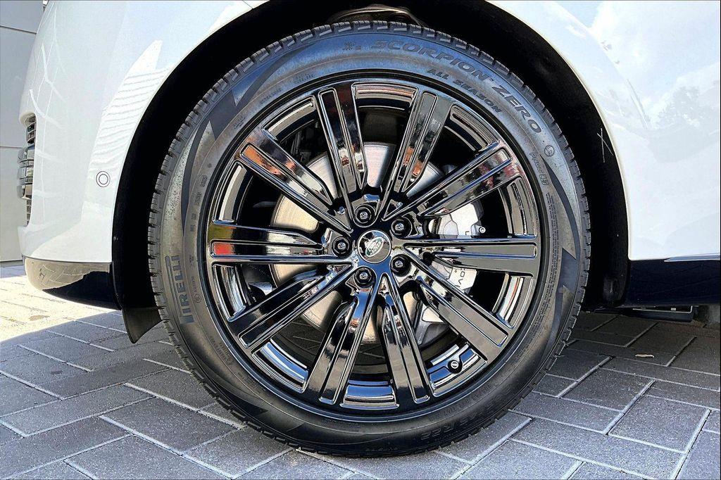 used 2025 Land Rover Range Rover car, priced at $129,000