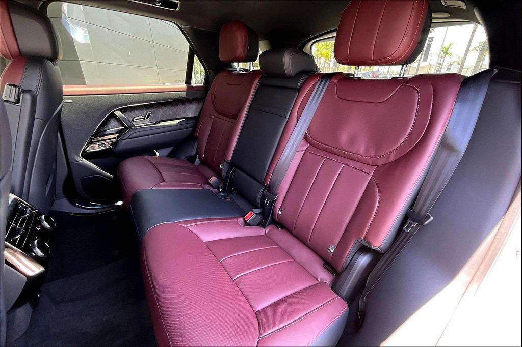 new 2025 Land Rover Range Rover Sport car, priced at $124,200