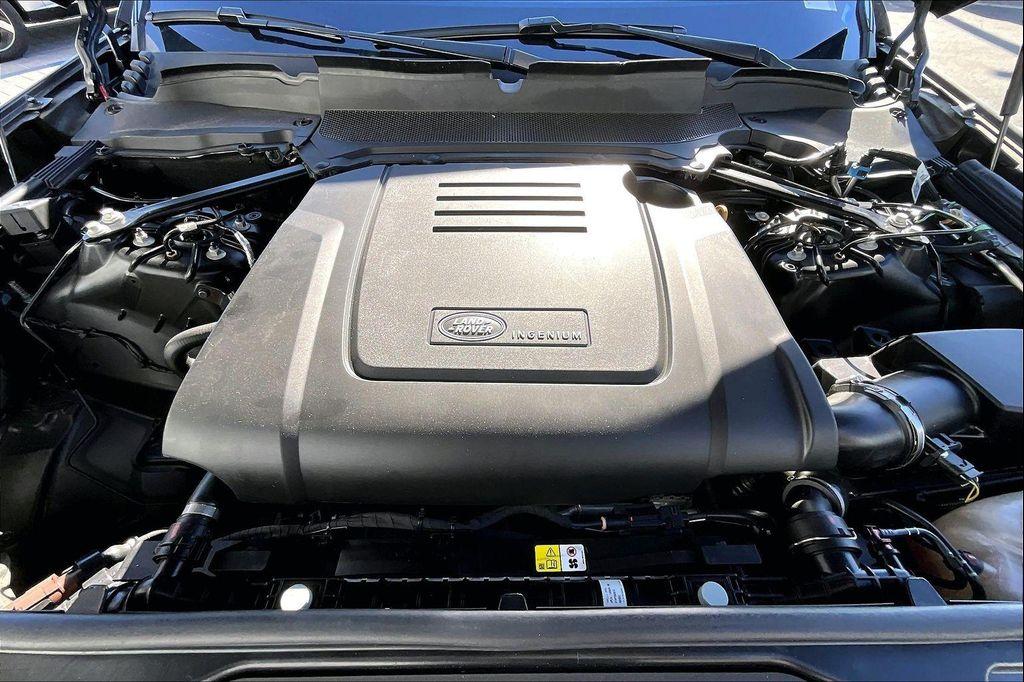 used 2023 Land Rover Discovery car, priced at $38,983