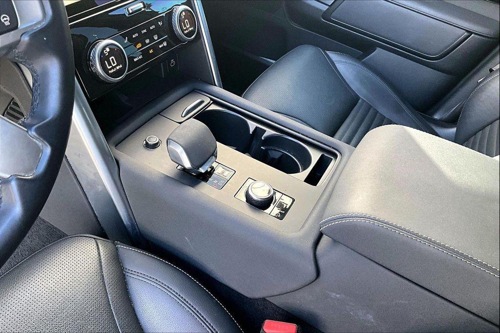 used 2023 Land Rover Discovery car, priced at $38,983