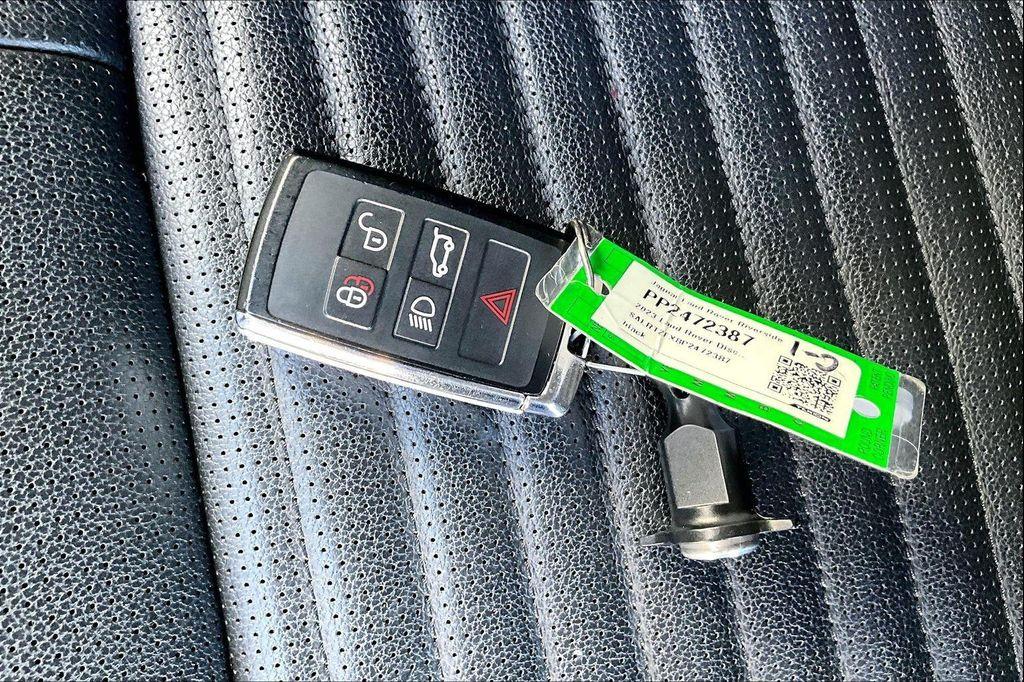 used 2023 Land Rover Discovery car, priced at $38,983