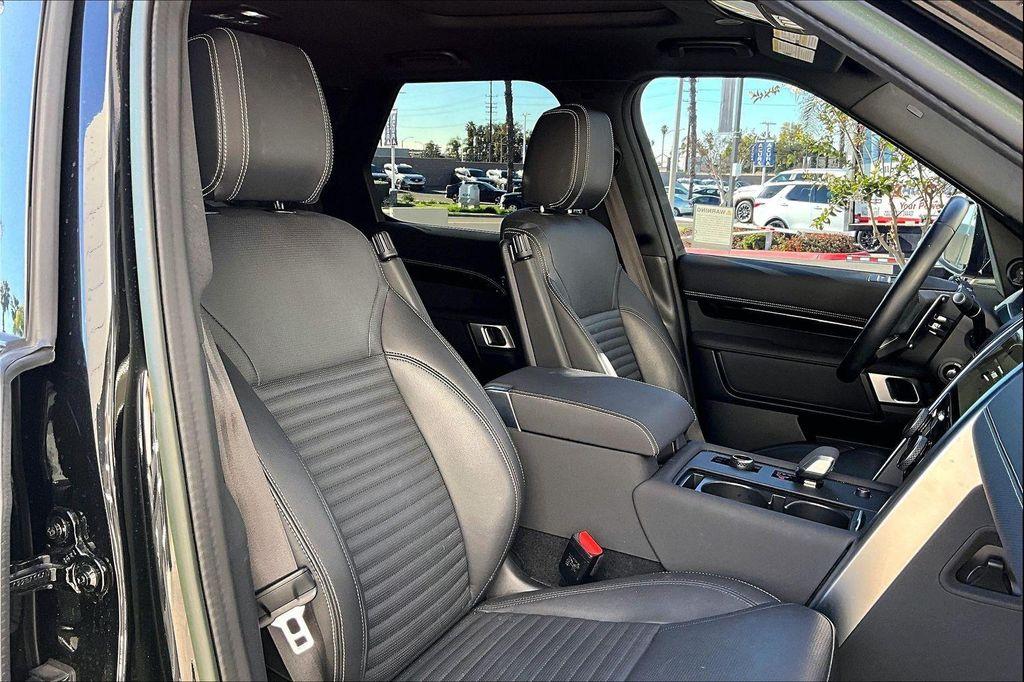 used 2023 Land Rover Discovery car, priced at $38,983