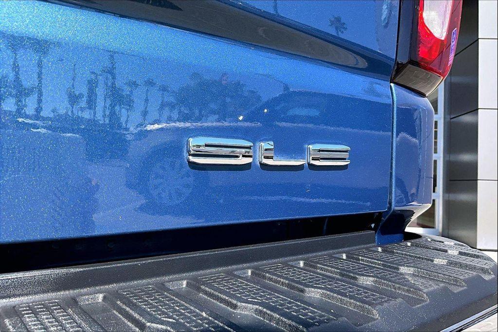 used 2024 GMC Sierra 1500 car, priced at $35,600