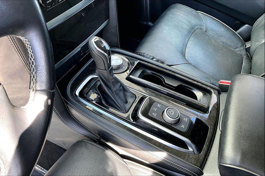 used 2024 INFINITI QX80 car, priced at $43,543