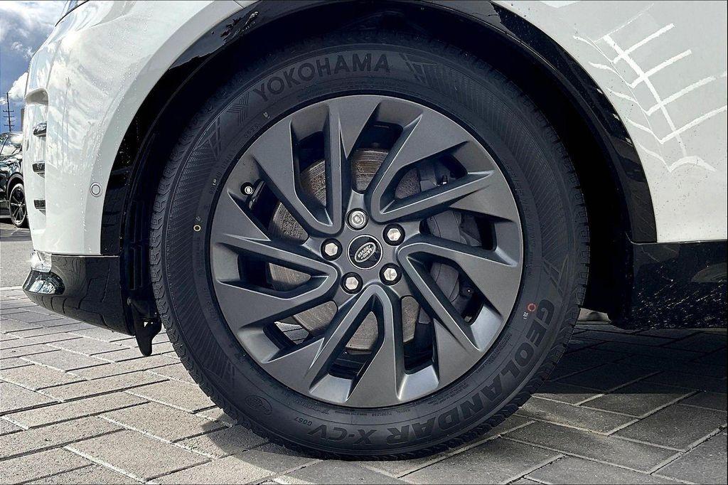 used 2023 Land Rover Discovery car, priced at $44,954