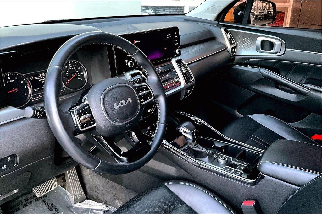 used 2022 Kia Sorento car, priced at $24,982