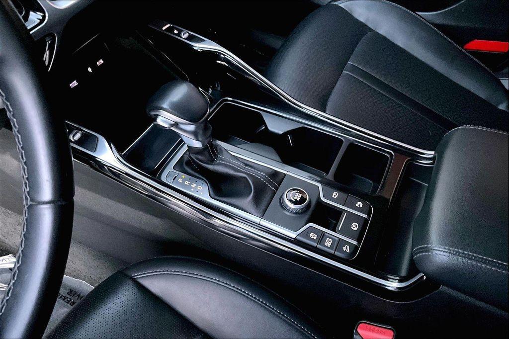 used 2022 Kia Sorento car, priced at $24,982