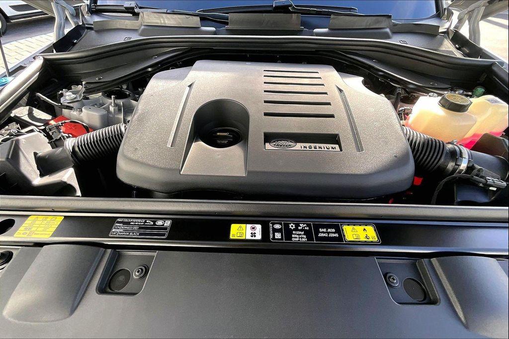new 2025 Land Rover Range Rover Sport car, priced at $105,025