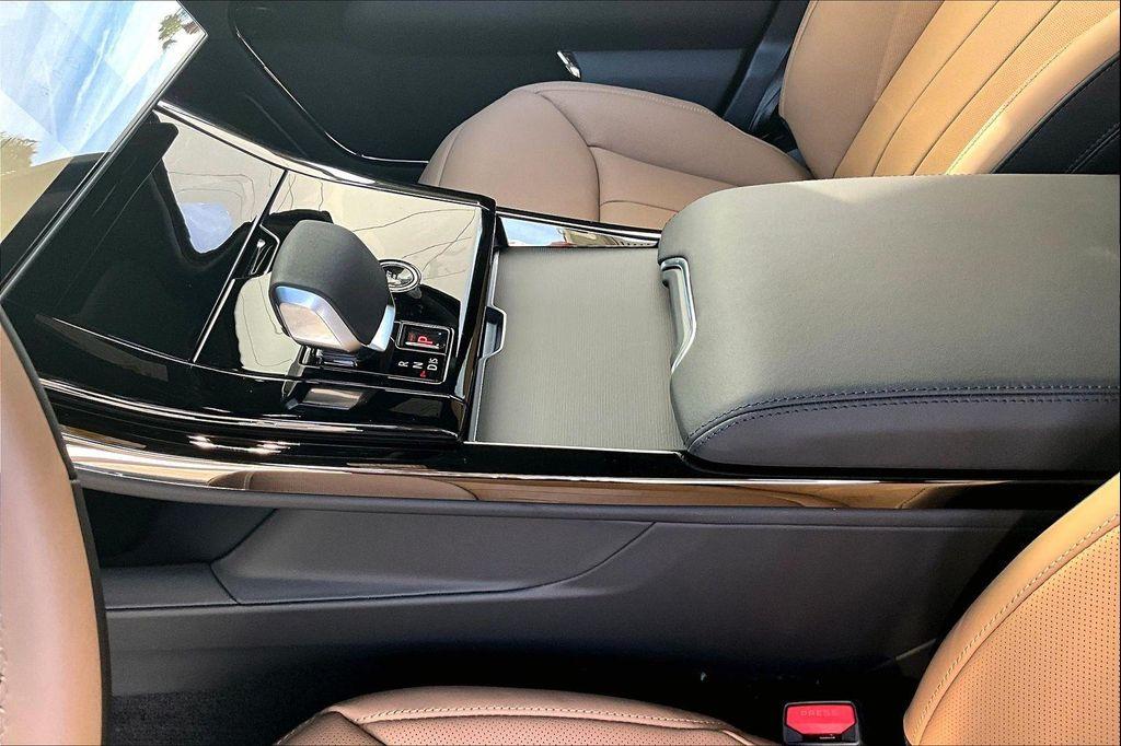 new 2025 Land Rover Range Rover Sport car, priced at $105,025