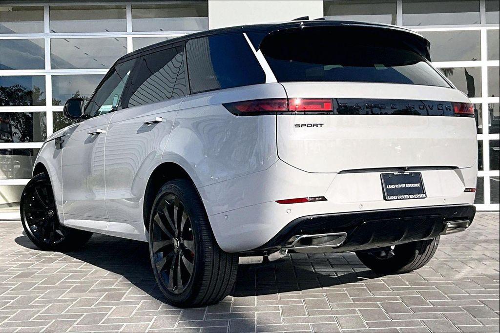 new 2025 Land Rover Range Rover Sport car, priced at $105,025