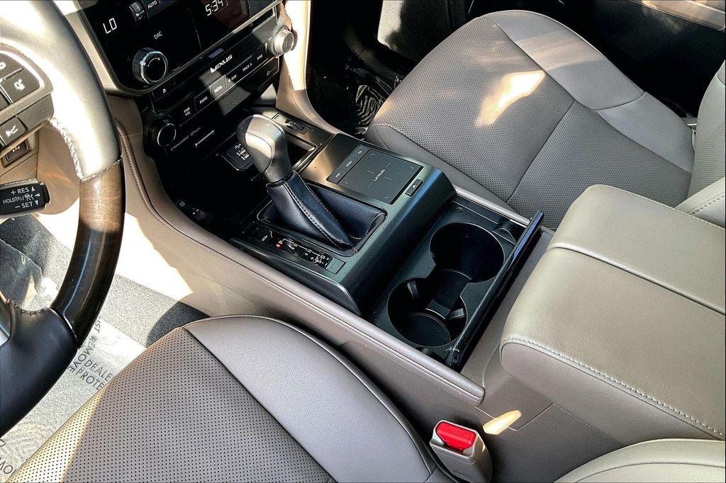 used 2023 Lexus GX 460 car, priced at $62,000