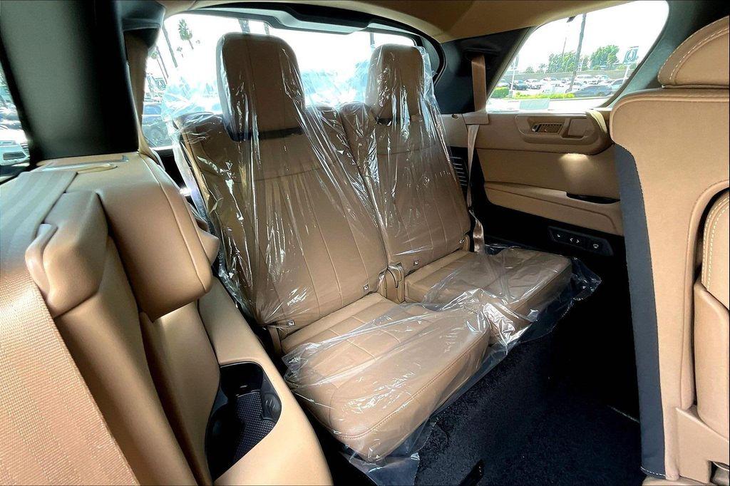 new 2025 Land Rover Range Rover car, priced at $156,505