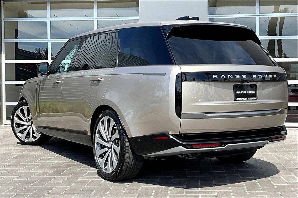 new 2025 Land Rover Range Rover car, priced at $156,505