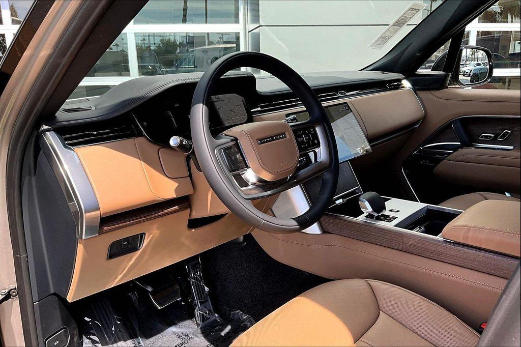 new 2025 Land Rover Range Rover car, priced at $156,505