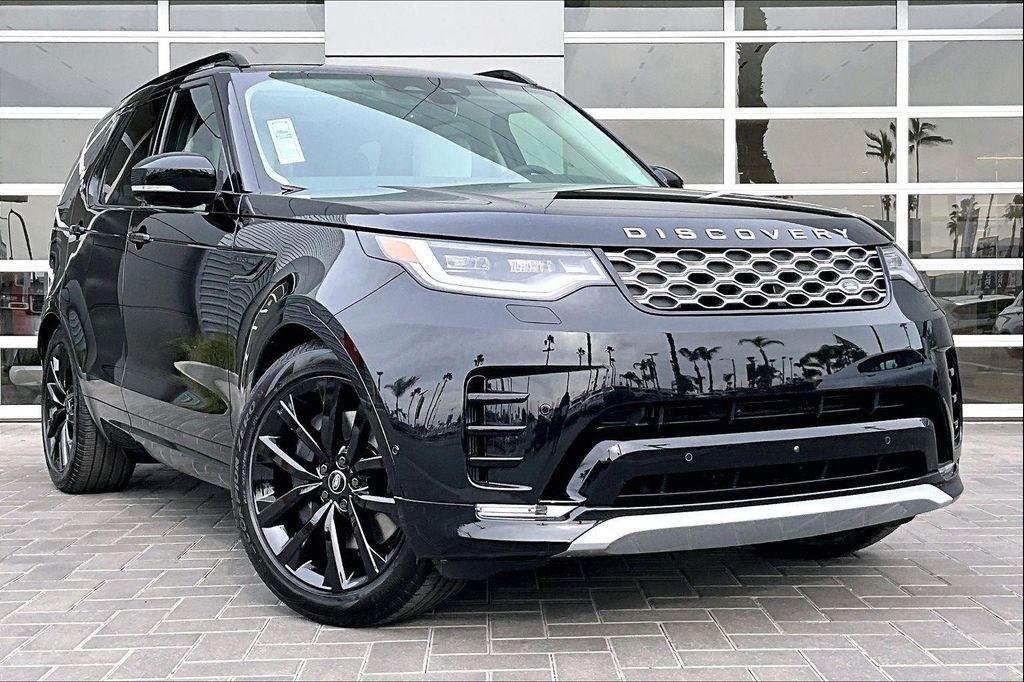 new 2026 Land Rover Discovery car, priced at $76,801
