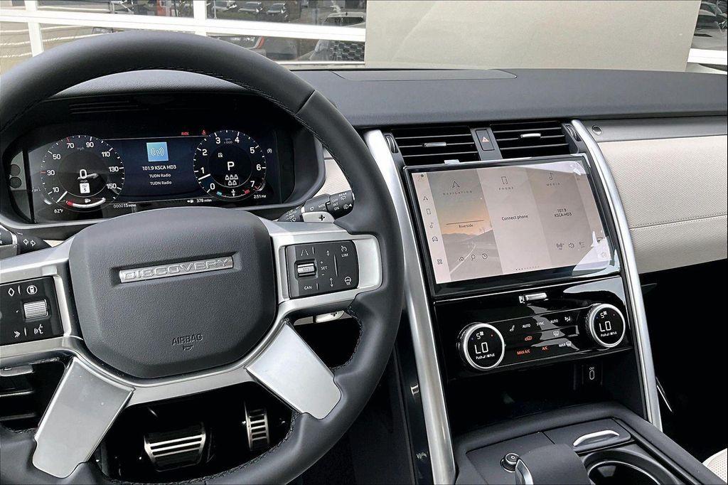 new 2026 Land Rover Discovery car, priced at $76,801
