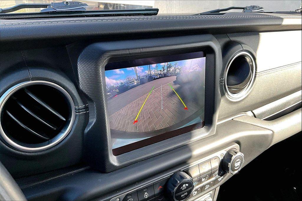 used 2021 Jeep Wrangler Unlimited car, priced at $23,874