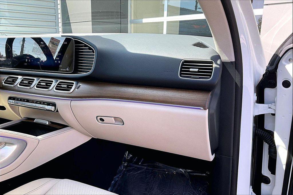 used 2025 Mercedes-Benz GLE 350 car, priced at $56,888