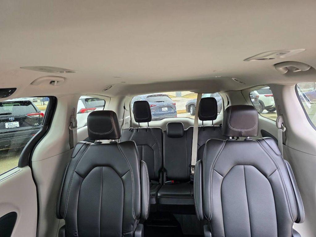 used 2024 Chrysler Pacifica car, priced at $34,590