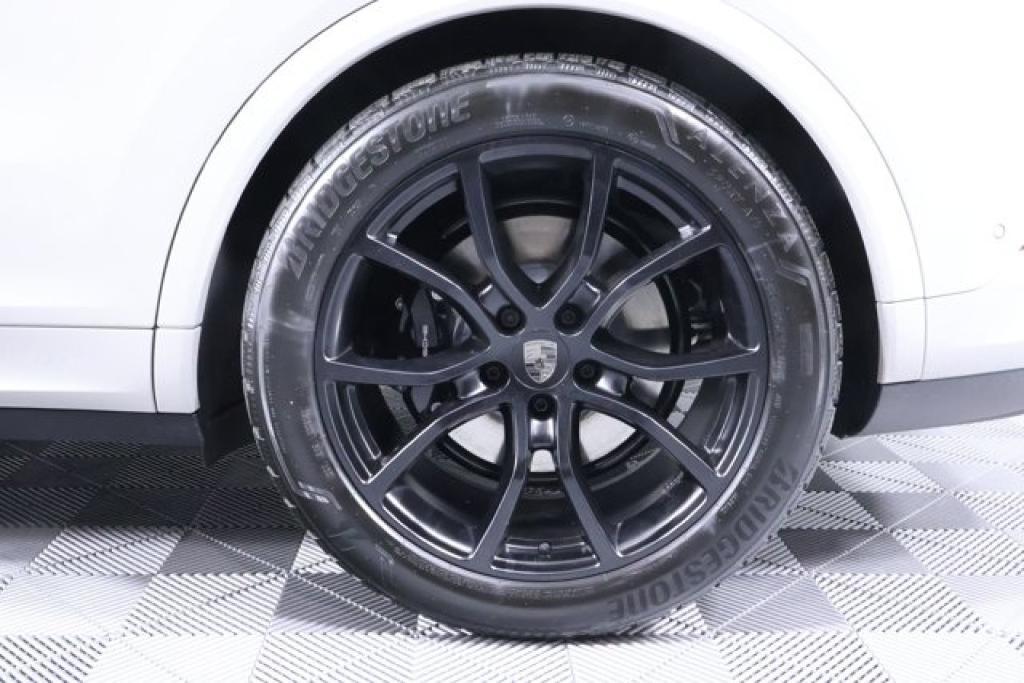 new 2026 Porsche Cayenne car, priced at $185,000