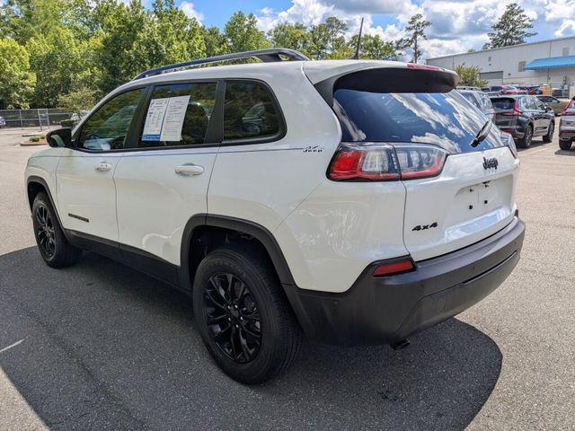 used 2023 Jeep Cherokee car, priced at $25,390